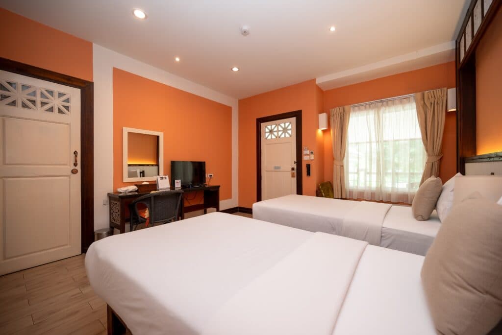 Superior